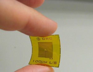 Example of a wireless, battery-free RFID sensor tag for detection of chemicals such as explosives and oxidizers at very low concentrations (source GE)